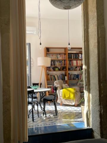 Un Oasis Au Coeur De La Vieille Ville, Classe 4 Etoiles 몽펠리에 외부 사진